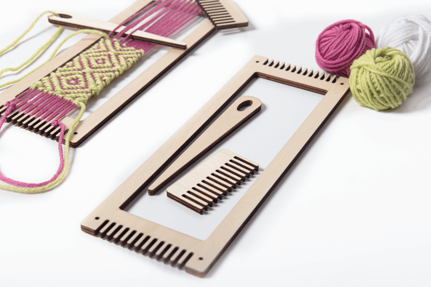 bookmark loom weaving kit with work in progress