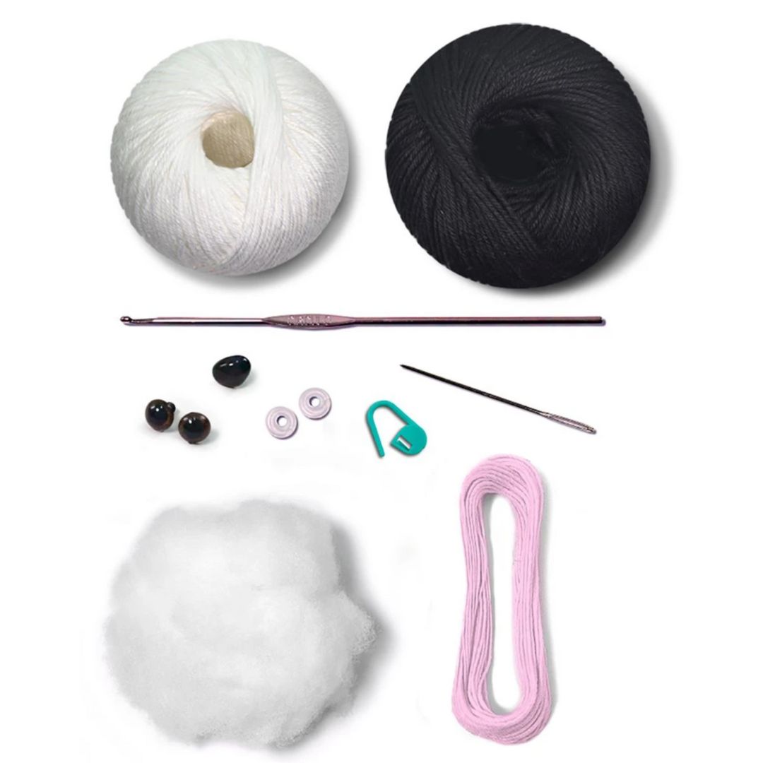 The Good Yarn Amigurumi Crochet kit French Bulldog contents