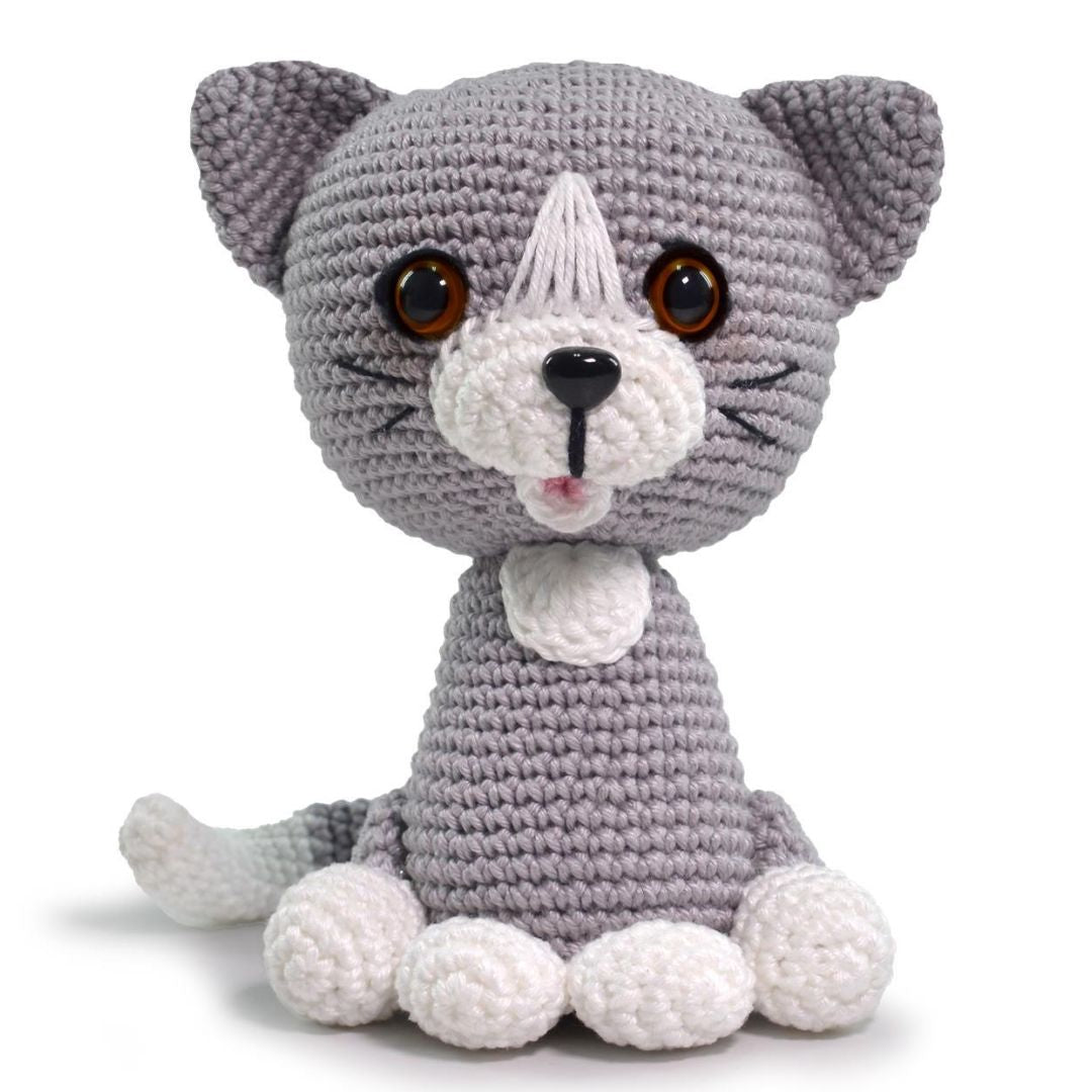 The Good Yarn Amigurumi Crochet kit Persian cat