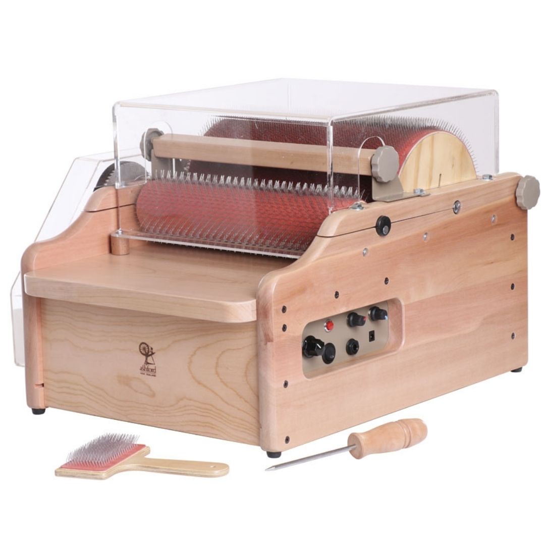 The Good Yarn Ashford e-carder electric wool carder