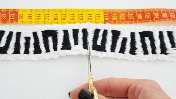The Good Yarn Inkle Inklette Loom Shuttle Unmercerised Thread Make a belt