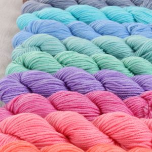 The Good Yarn Ashford Wool Dye skein yarn roving sheep