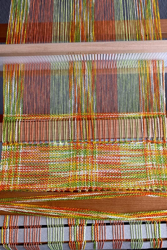 The Good Yarn Hemstitch Tutorial Zigzag Stitch on weaving loom