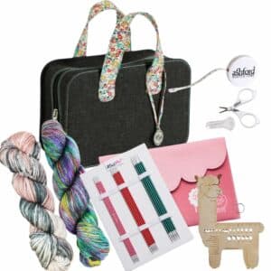 The Good Yarn Knitters Collection Knitting bag needles yarn tape measure scissors gauge